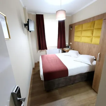 Boutique Patricia * Tirana